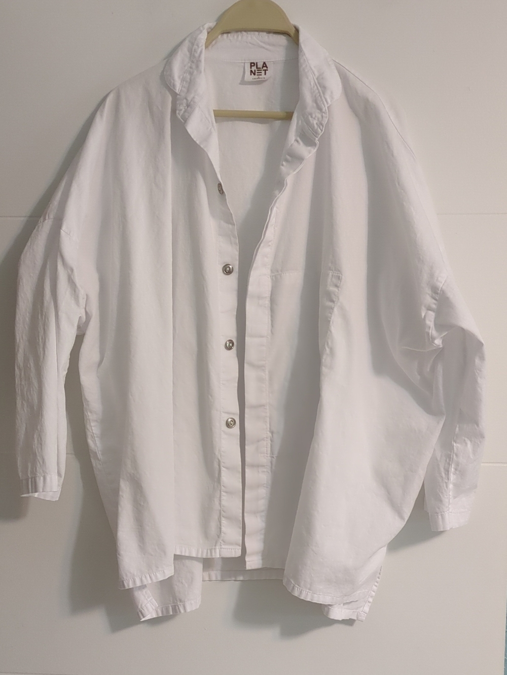 Planet By Lauren G. Oversized White Button-Up Shirt Minimal Free Size Os